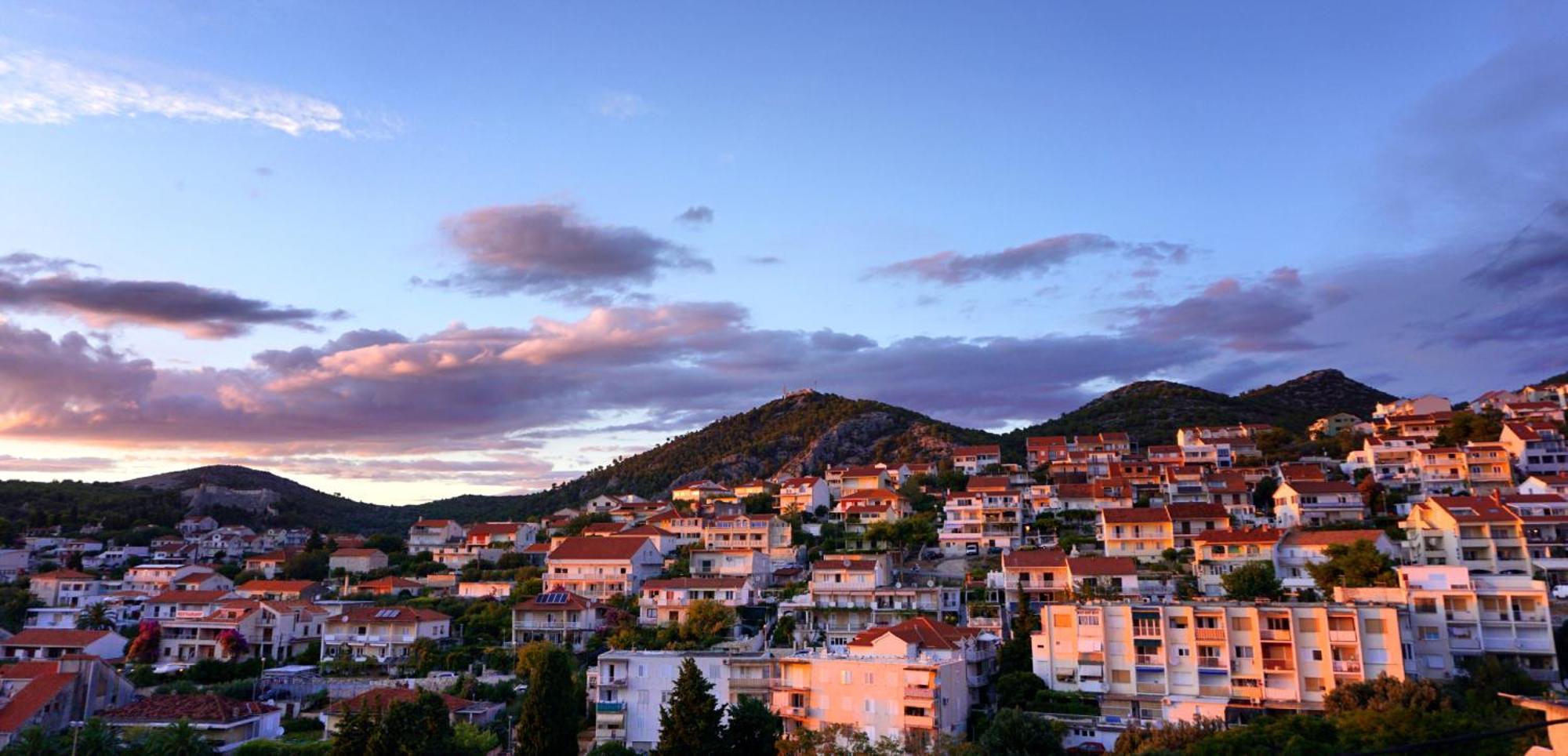Apartments Sunny Elza Hvar Town Exterior foto