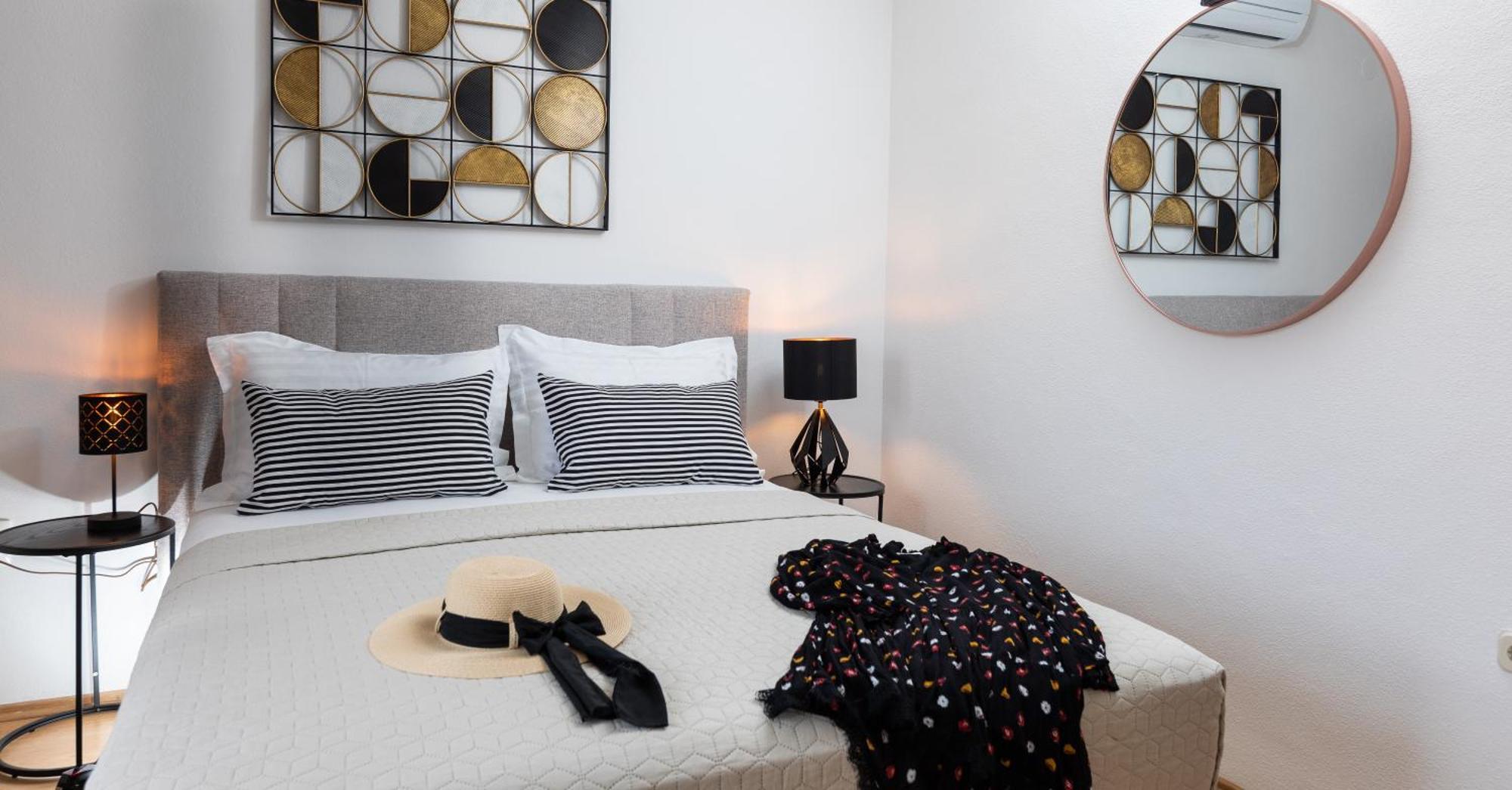 Apartments Sunny Elza Hvar Town Exterior foto