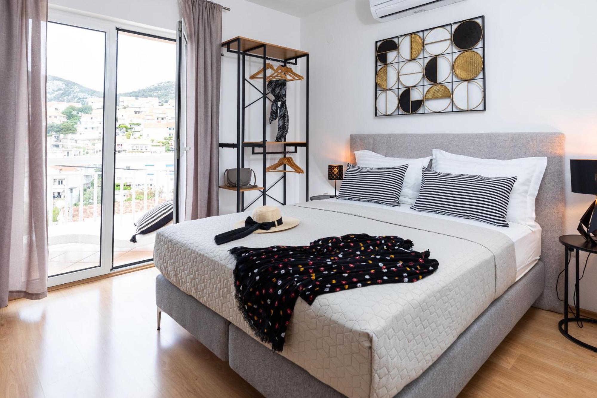 Apartments Sunny Elza Hvar Town Exterior foto